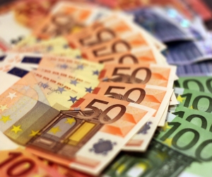 Cómo financiar un máster en finanzas: Créditos universitarios y becas